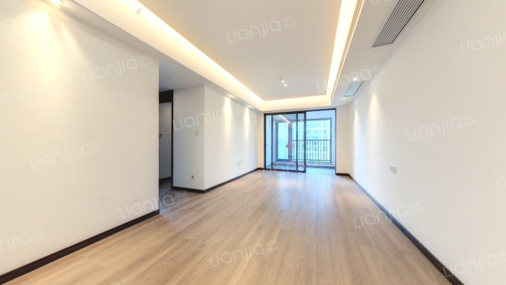 重庆天地万科翡翠云阶二手房实景图