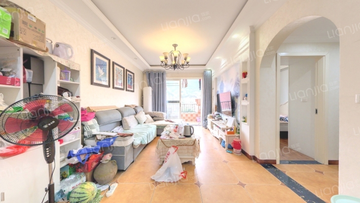 沿海赛洛城红堡二手房实景图