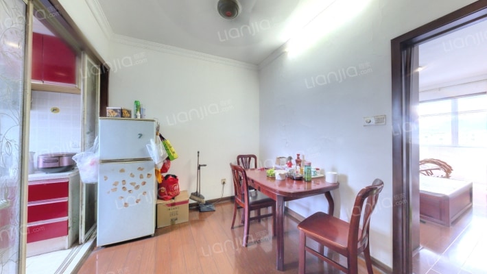 锡航新村二手房实景图