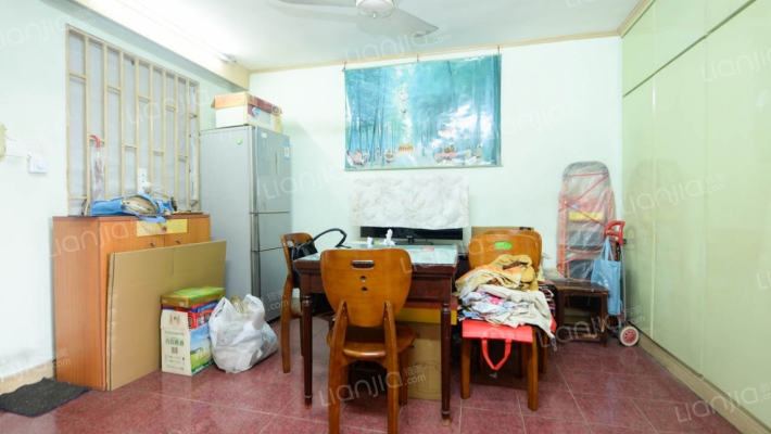 泾栖小区二手房实景图