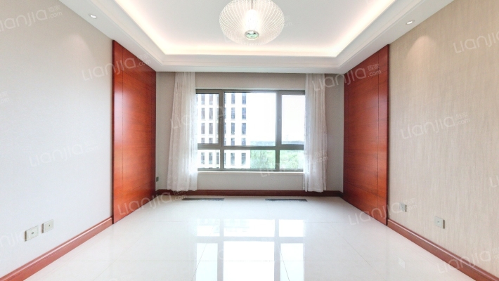 金茂逸墅二手房实景图