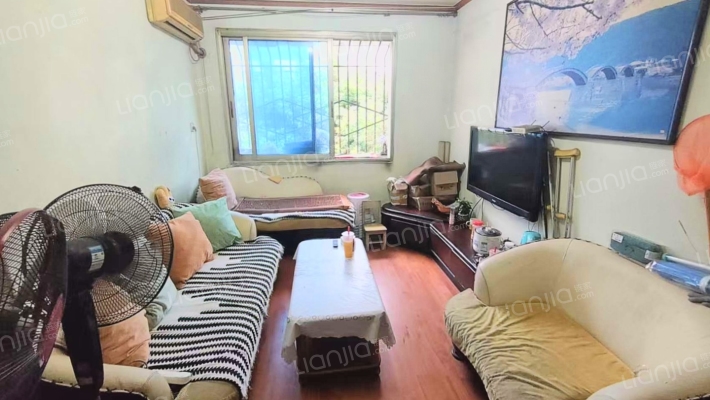 八里桥路84号二手房实景图