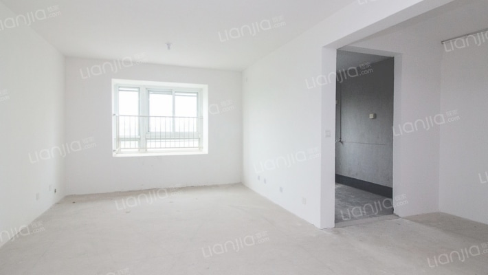 富润华庭五区二手房实景图