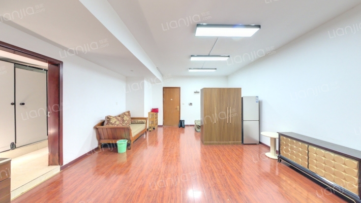 中渝都会首站二手房实景图