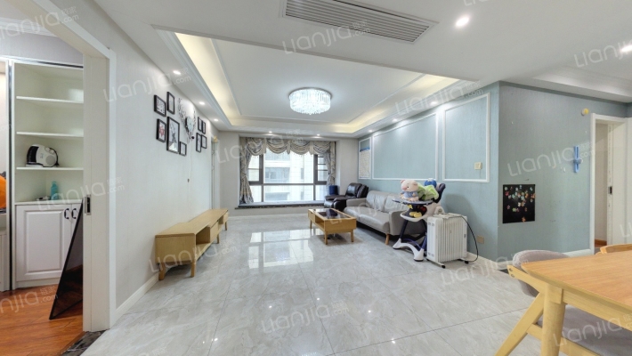顺发堤香名苑二手房实景图