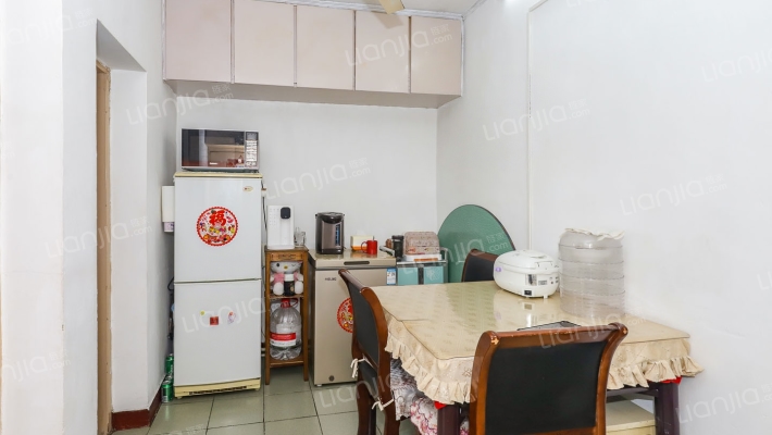 临汾路1564弄二手房实景图