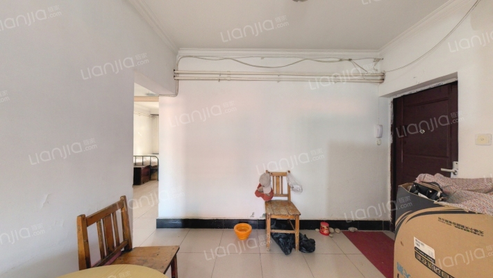 新华服装厂二手房实景图