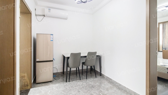 罗山二村二手房实景图