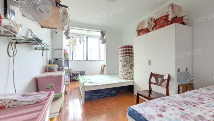 逸仙路773弄二手房实景图