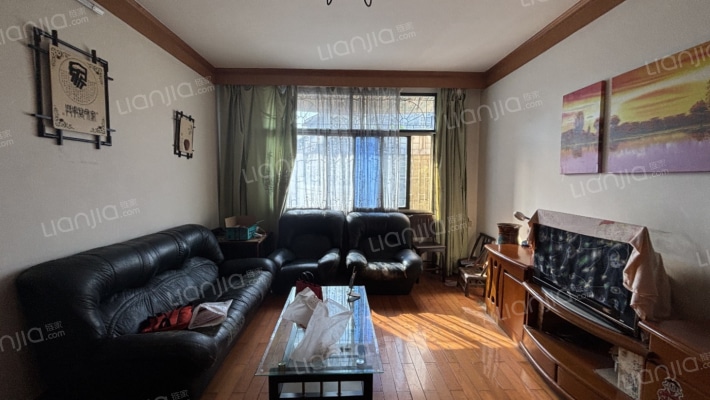 科技和工业信息化局宿舍二手房实景图