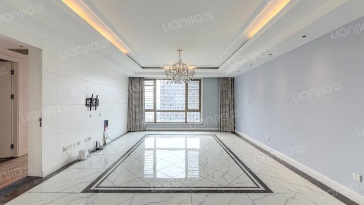 万科蓝山二手房实景图