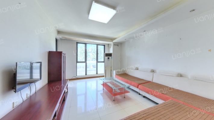 东郊小镇第一街区二手房实景图