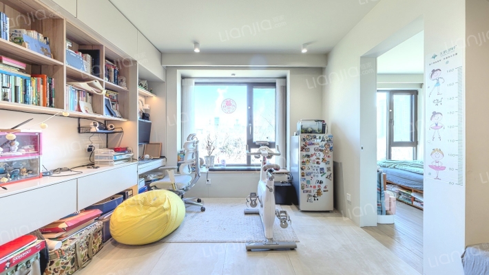 保利和光逸境二手房实景图