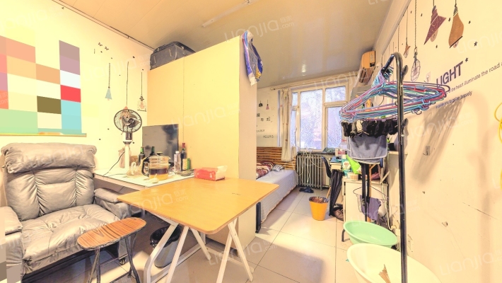 北京机械学院家属楼二手房实景图