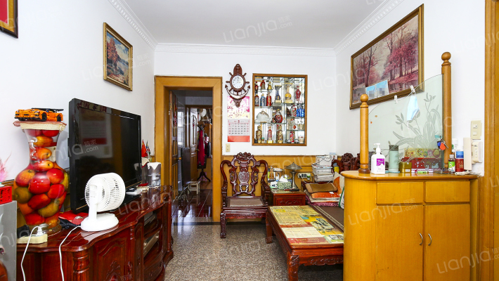 万峰小区二手房实景图