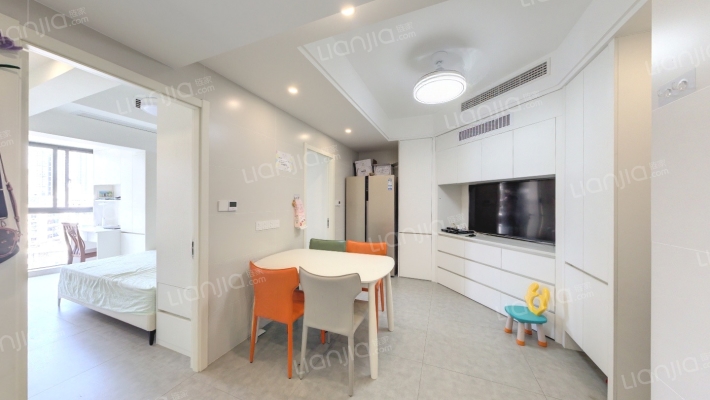 艾佳沁园二手房实景图