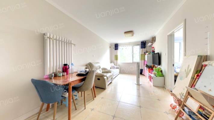 悦君家园二手房实景图