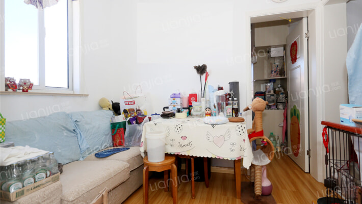 控江路645弄二手房实景图