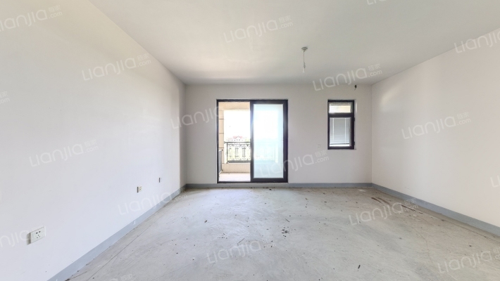 绿都绣云里二手房实景图