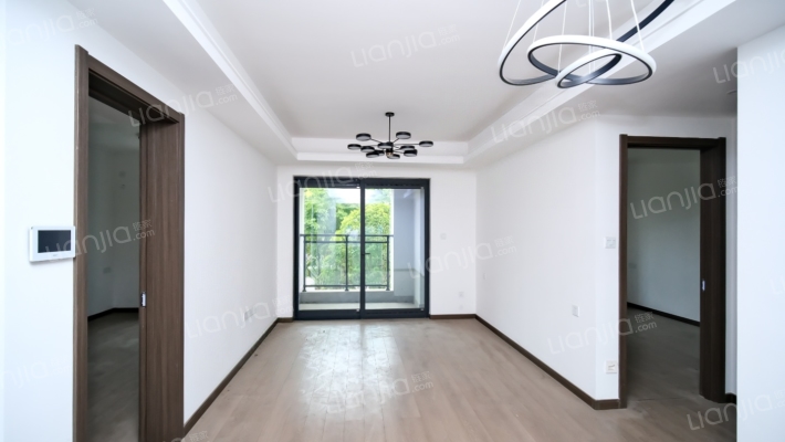 万科四季都会蓝茵二手房实景图