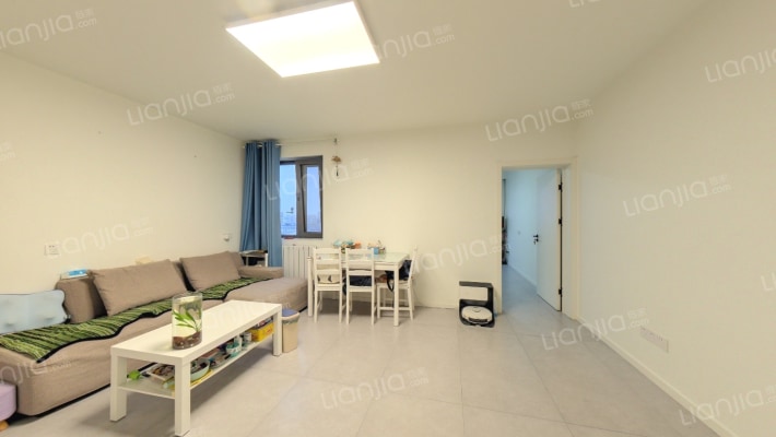 金顶街三区二手房实景图