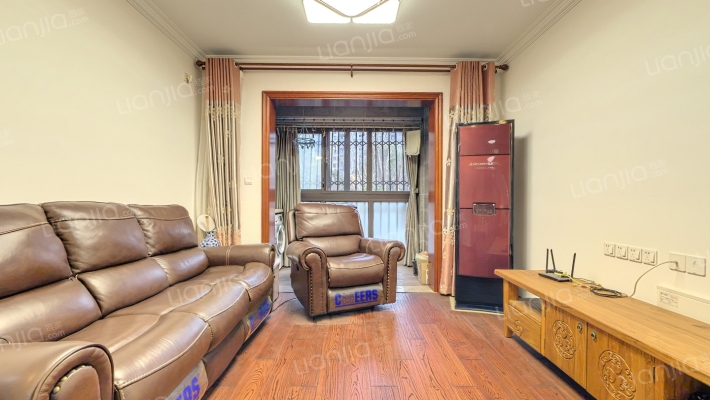 同济融景雅苑二手房实景图