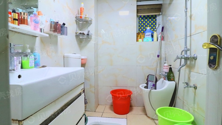 金江外滩精装三室出售房子户型方正-卫生间