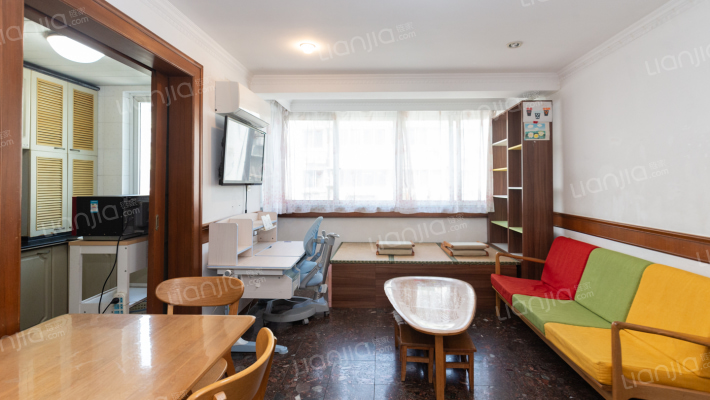 秋霞公寓二手房实景图