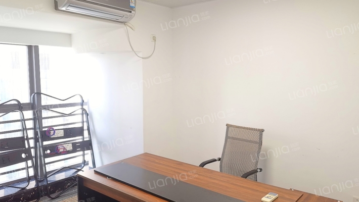 大东裕国际中心三座二手房实景图