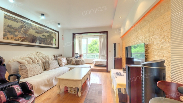 怡水居二手房实景图