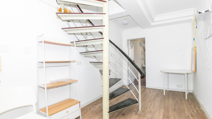 枫叶公寓二手房实景图