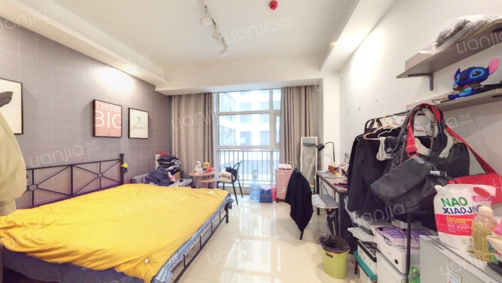中储广场二手房实景图