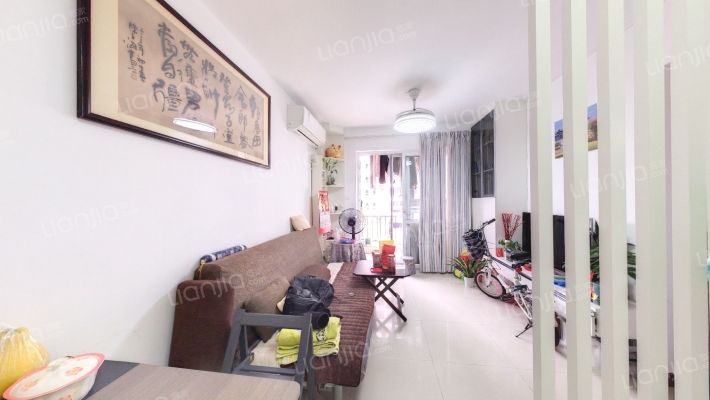 和平家园二手房实景图