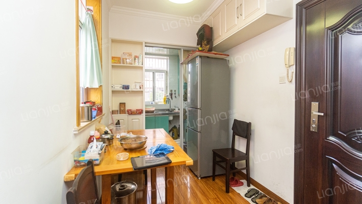 东沟四村二手房实景图