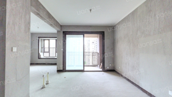建发领郡二手房实景图