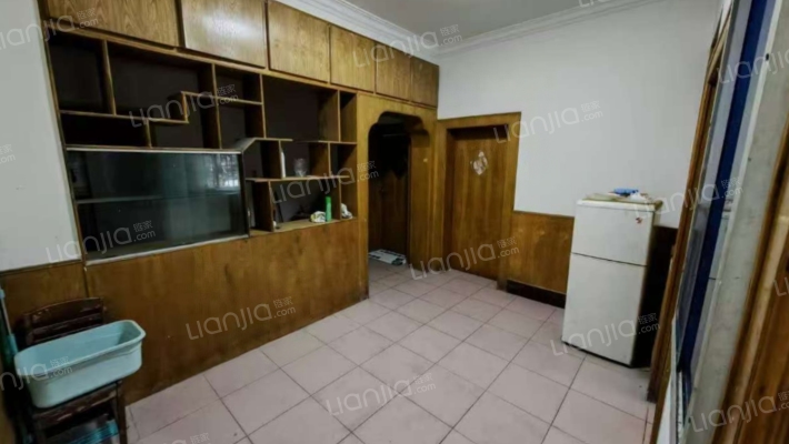 安蓉西路16号二手房实景图