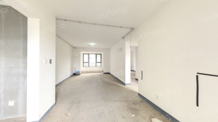 保利国际社区一期二手房实景图