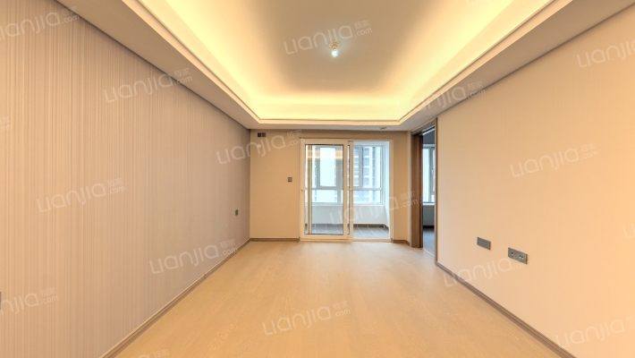 万科·雁鸣湖二手房实景图