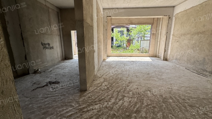 保利公园玺阅二手房实景图