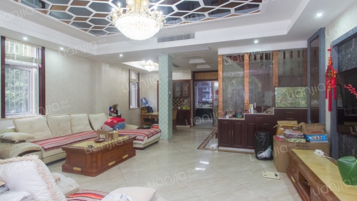 中锐龙湾1号二手房实景图