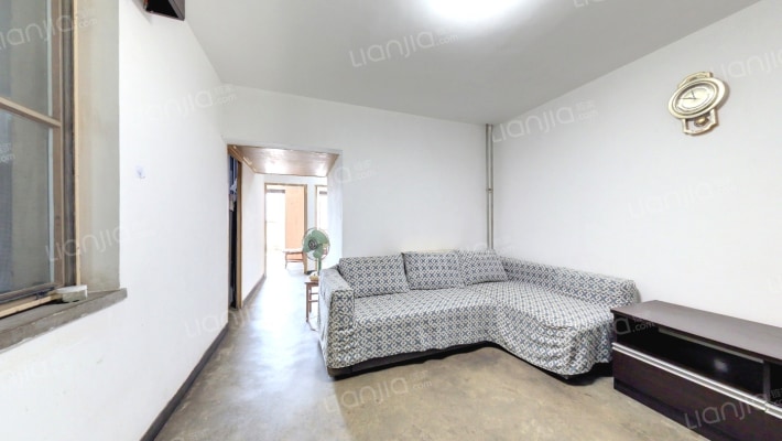 日新家园二手房实景图