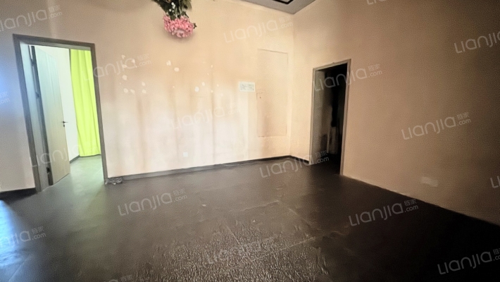 洛阳路190号院二手房实景图