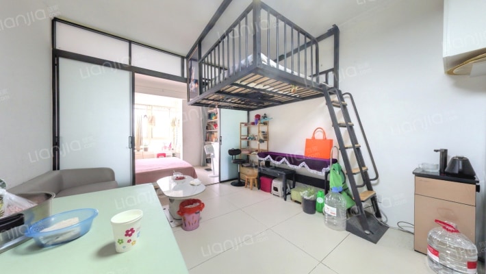 海蔚广场二手房实景图