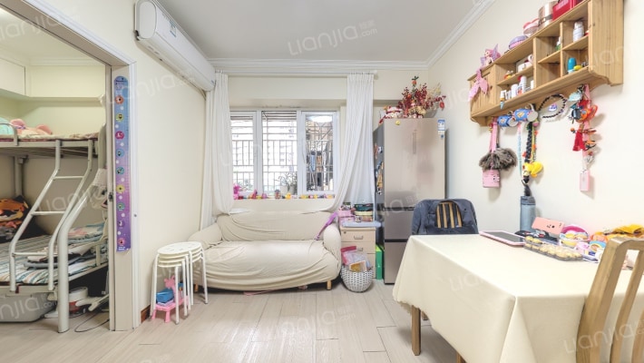 金城大厦二手房实景图