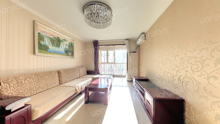 万润风景二手房实景图