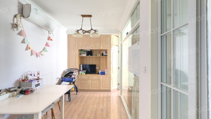 上海师大新村二手房实景图