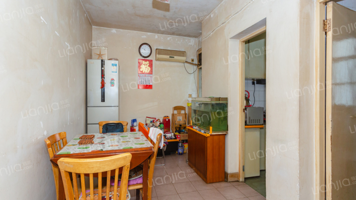 东陆新村三街坊二手房实景图