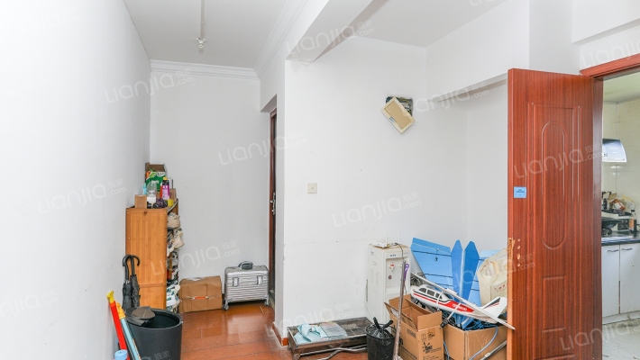 绿地东岸涟城南区二手房实景图