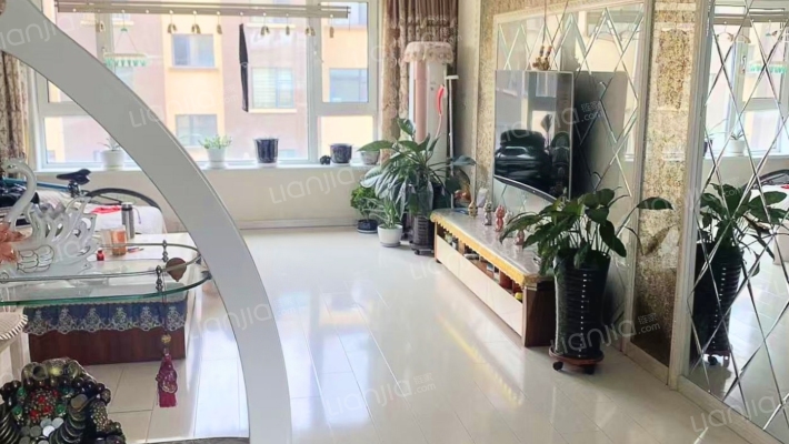 天硕家园二手房实景图