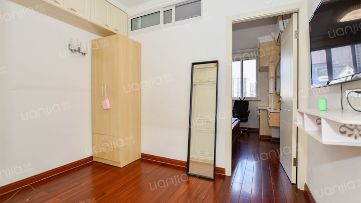 东港公寓二手房实景图
